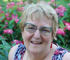 Mary Alice Peeling ’76. Link to her story