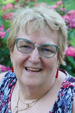 Mary Alice Peeling ’76
